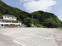Komeya湯原之宿 - 停車場