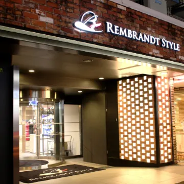Rembrandt Style Yokohama Kannai Отели рядом с достопримечательностью «Станция метро Kami Ooka »