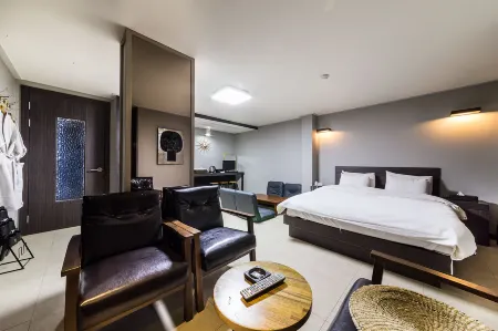 Guri Africa Отели в г. Кури