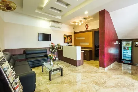 Hotel Imperial Regency Отели рядом с достопримечательностью «Anna nagar park»