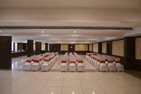 Hotel Lake View Hotels in Saputara