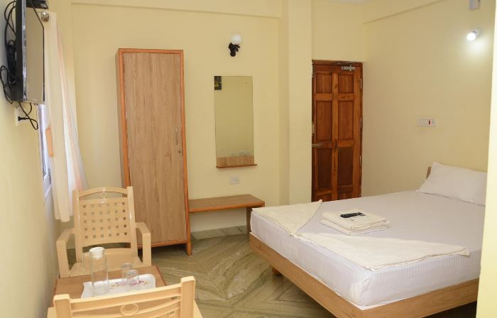 Hari Iyer Residency