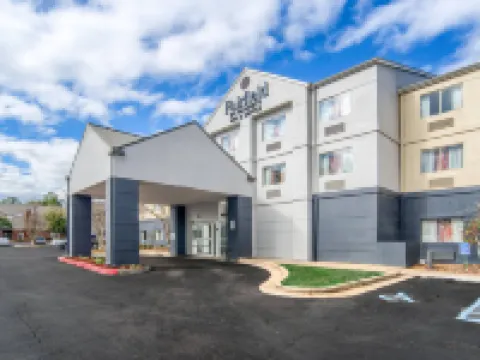 Fairfield Inn & Suites Mobile Hotels near Festival Centre