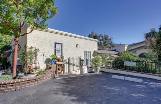 位於海灘和酒莊16英里的別緻寧靜避世處