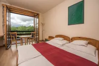Petneházy Aparthotel Hôtels à : Zsambek