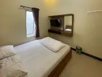 Senja Dieng Homestay Syariah RedPartner Отели в г. Kejajar