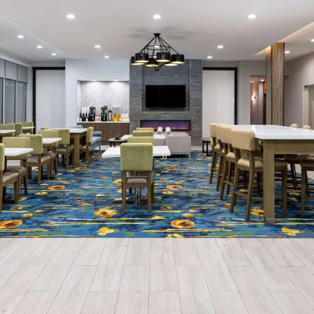 La Quinta Inn & Suites by Wyndham Locust Grove