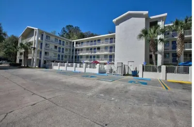 Loyalty Inn Tallahassee