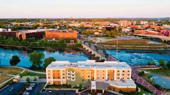 Courtyard Columbus Phenix City/Riverfront