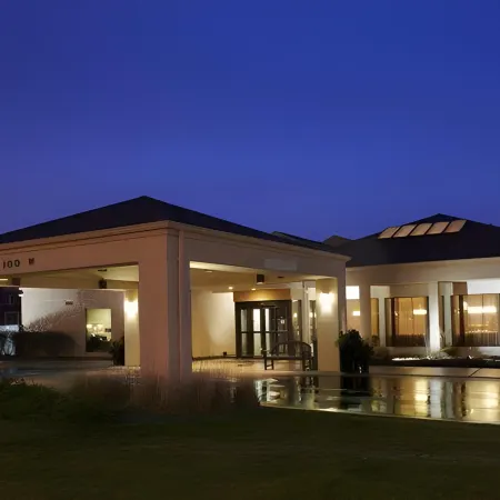 Hilton Garden Inn Addison
