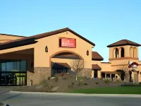 Ramada by Wyndham des Moines Tropics Resort & Conference Ctr Hotels in Urbandale