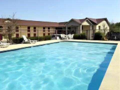 Days Inn by Wyndham Dahlonega University Area Hotels in Lumpkin County