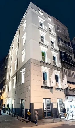 Culture Hotel Centro Storico Отели рядом с достопримечательностью «Complesso Monumentale di S. Maria La Nova»