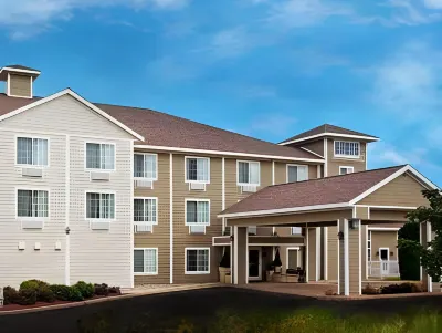 Holiday Inn Express & Suites New Buffalo, MI Hotels in Chikaming Township