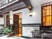 Feel Hostels City Center