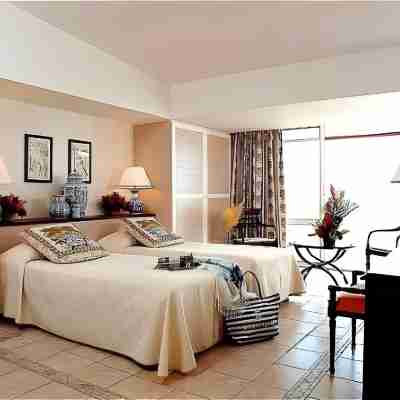 Auberge de la vieille tour Rooms