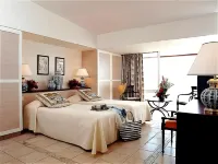 Auberge de la Vieille Tour فنادق في بوانت أبيتر