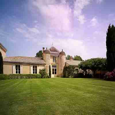 Château Cordeillan-Bages Hotel Exterior
