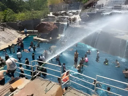 Pixotell Sherbaug Tents Отели в г. Панчгани