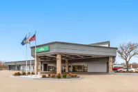 Wingate by Wyndham Troy Отели в г. 