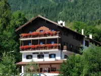 Hotel Alla Rocca Hotels in Castello-Molina di Fiemme