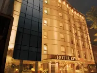 Hotel Solans Riviera - 3-Star