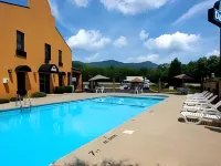 Columbus Inn and Suites Hotels in Cooper Gap
