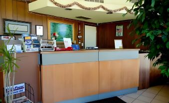 Maple Inn and Suites Los Banos