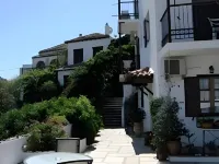 Thea Home Hotel by Booking Kottas