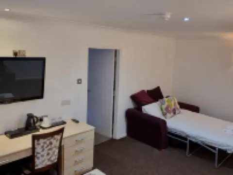 The Avenue Hotel Hotels in Blackburn