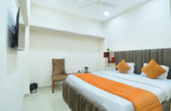 Hotel Chowdhry @ New Delhi Railway Station (2 Minutes Walk) Hotels in 