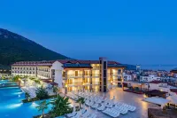Ramada Resort by Wyndham Akbuk