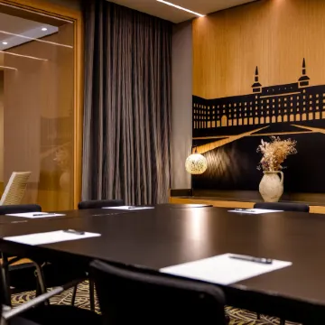 Motel One Madrid-Plaza de España Отели рядом с достопримечательностью «Небоскреб "Испания"»