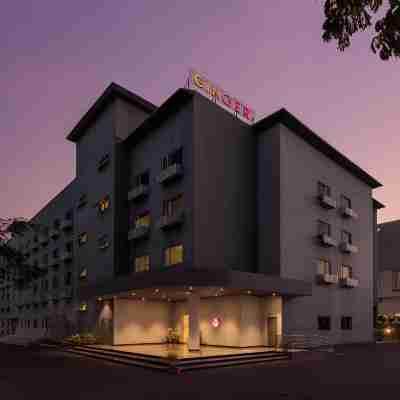 진저 나시크 Hotel Exterior