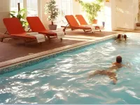 The Manor Hotel - piscina