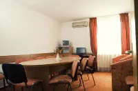 Hotel Est Hoteles en Pasărea