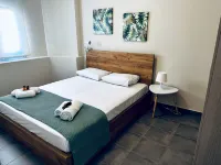 “Lifeguard” Beachfront: Luxury Flat, 30Meters from Sea