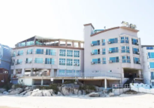 Goseong Chereville Pension