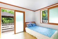 Yangyang Pension House