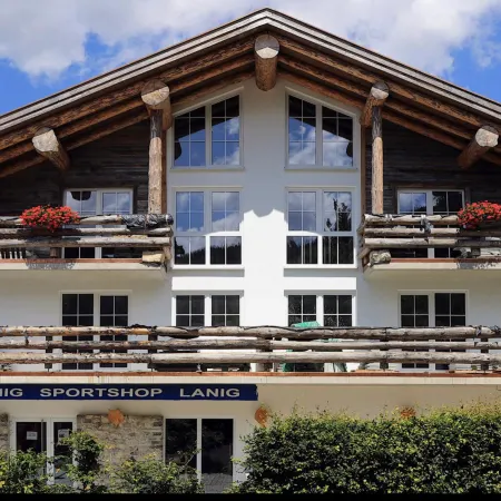 Mountain Lodge Oberjoch by Hanspeter Lanig