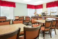 Ramada by Wyndham Pelham - breakfast