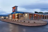 Howard Johnson by Wyndham Harrisonburg Hotels in McGaheysville