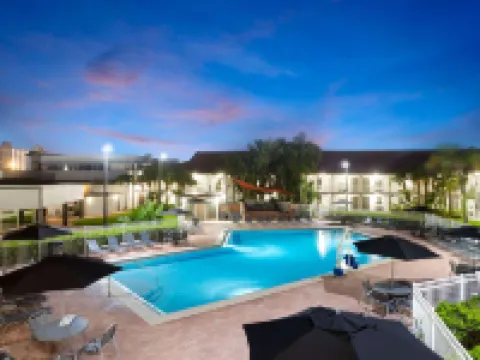 ลากินตา อินน์ บายวินด์แฮม โคโค่บีช-พอร์ตคานาเวอรัล โรงแรมในโคโค่บีช