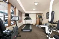 Super 8 by Wyndham High Level AB - Gym