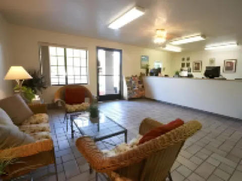 Premier Inns Thousand Oaks Hotels in Thousand Oaks