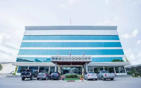 Vasu Hotel Отели в г. Mueang Maha Sarakham