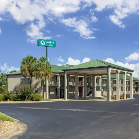 Quality Inn