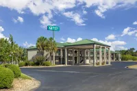 Quality Inn - parking