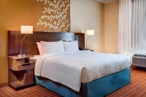 Fairfield by Marriott Inn & Suites Batesville Hotels in Batesville