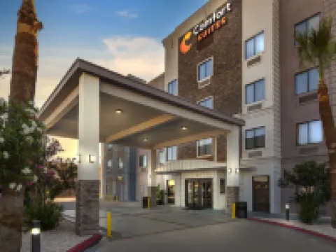 舒適套房酒店 拉雷多酒店